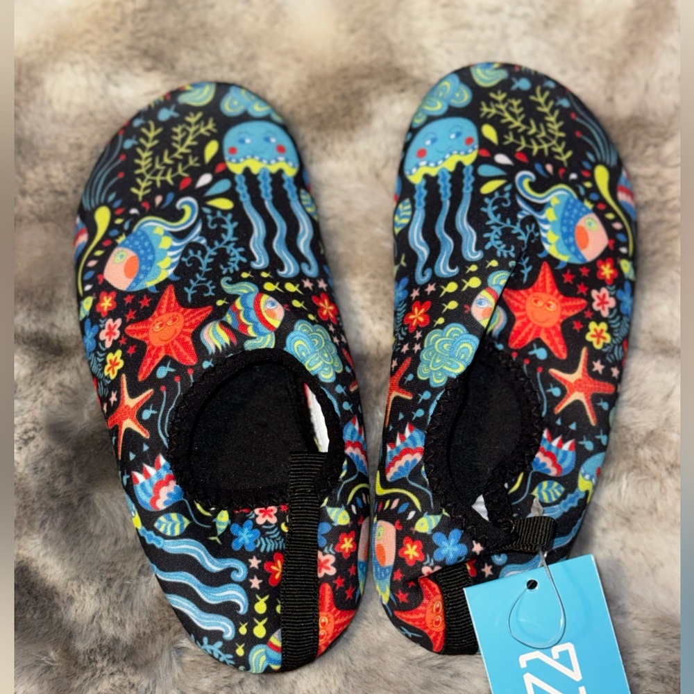 Kids' Water Shoes with Colorful Ocean Print